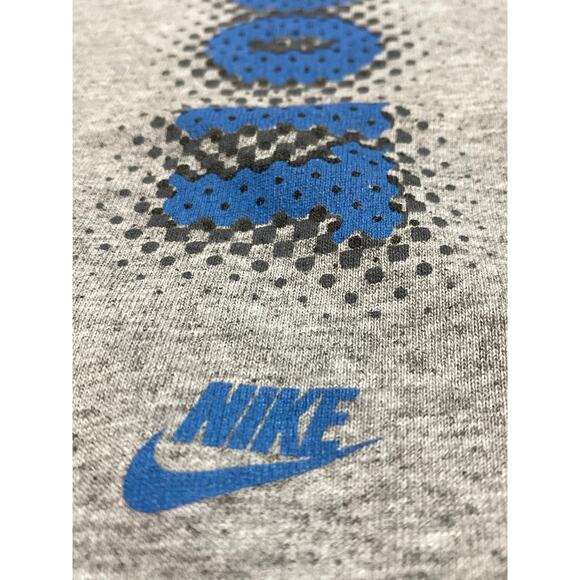 Vintage Y2K Nike Silver Tag Swoosh T-Shirt Fits Size Adult XL Gray - Picture 7 of 8